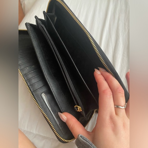 MK Black Wallet - Picture 3 of 5